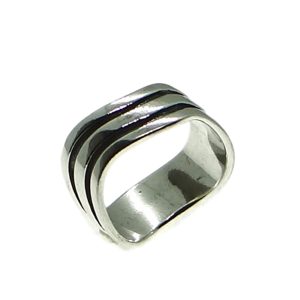 Pierścionek srebrny fala 925